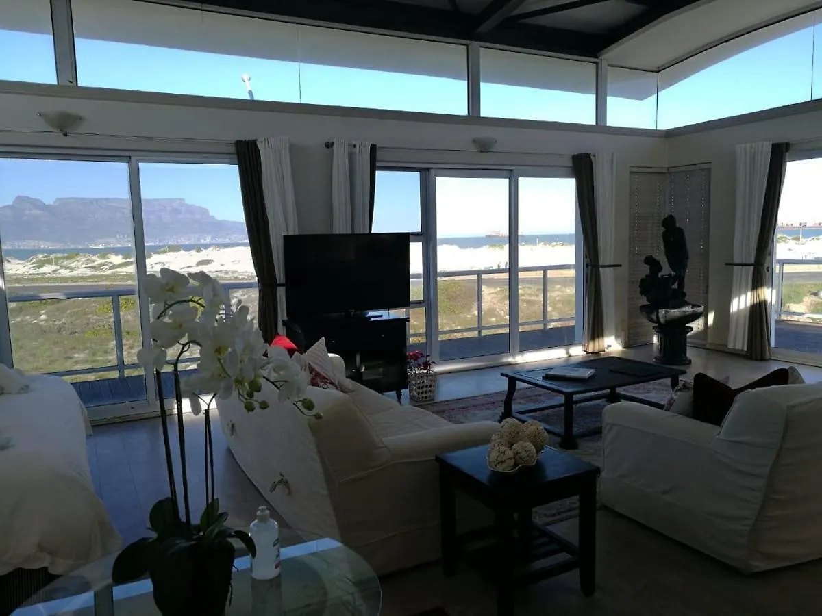 Bed and Breakfast 7Th Wonder Beach Guest House Κέιπ Τάουν